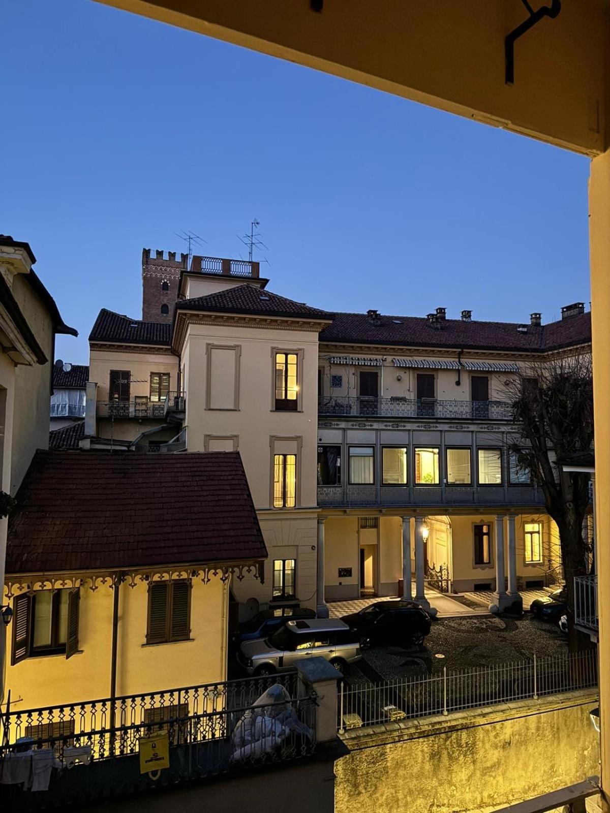Le Tre Ca', Ca' Cecilia, Ca' Nina, Ca' Vittoria Lägenhet Asti Exteriör bild