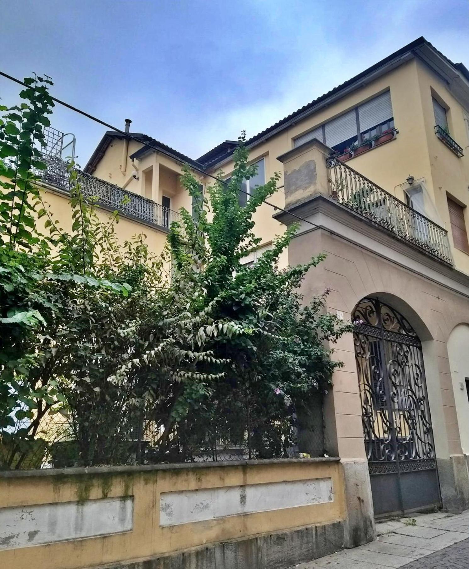 Le Tre Ca', Ca' Cecilia, Ca' Nina, Ca' Vittoria Lägenhet Asti Exteriör bild
