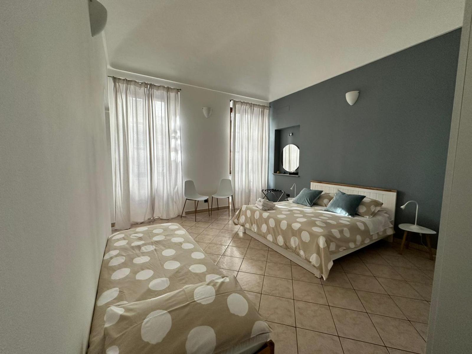 Le Tre Ca', Ca' Cecilia, Ca' Nina, Ca' Vittoria Lägenhet Asti Exteriör bild
